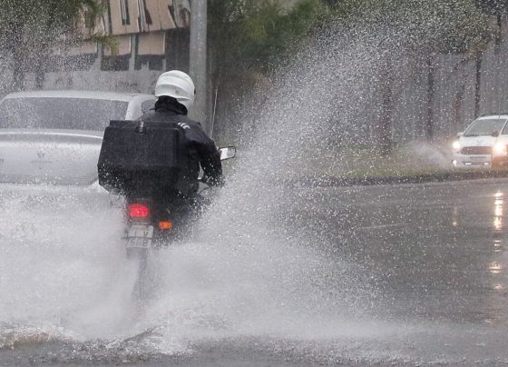 Quatro estados estão em alerta vermelho de fortes chuvas